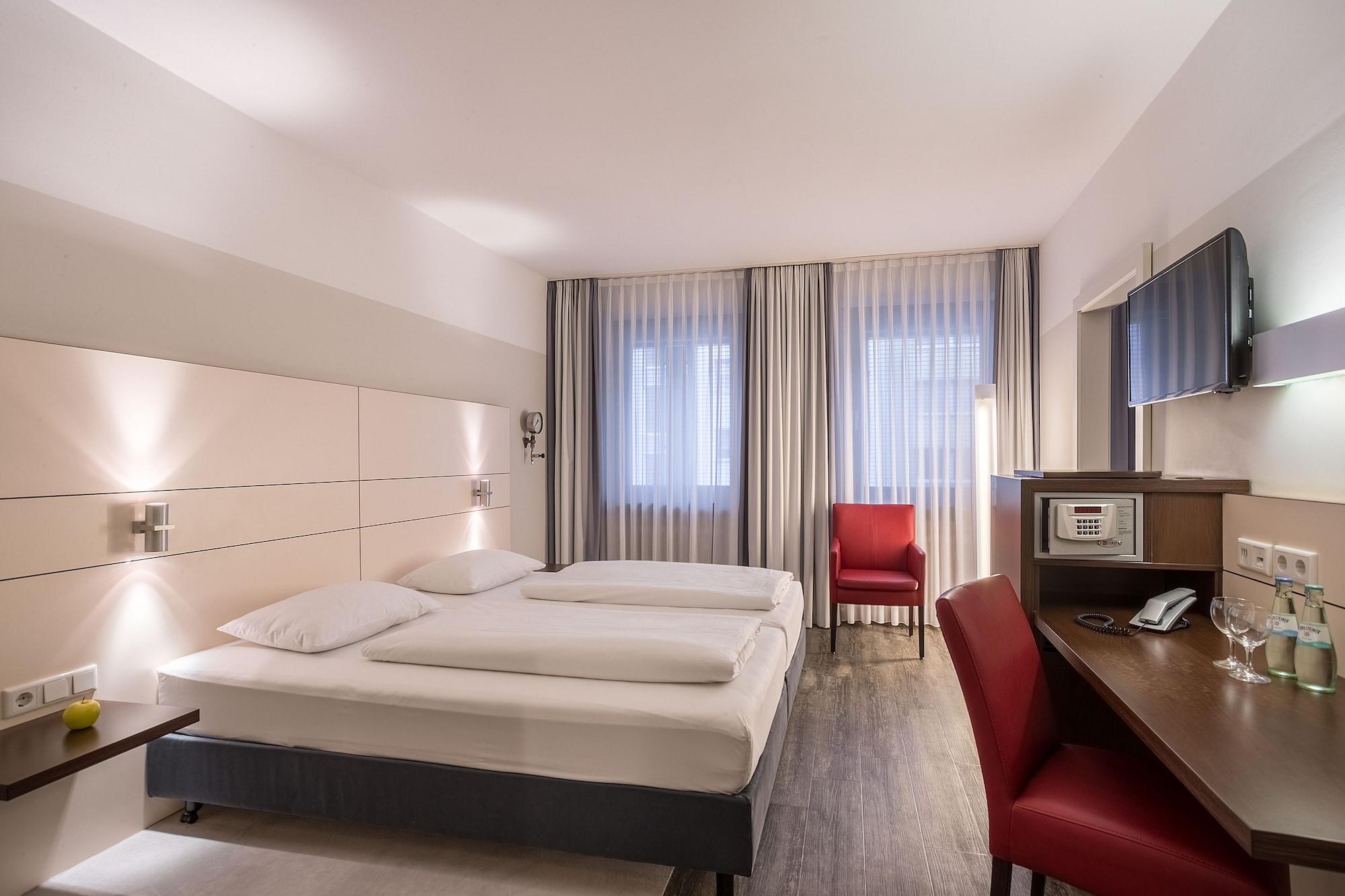 Ferrotel Duisburg - Partner Of Sorat Hotels Exterior photo